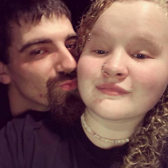 Meet your Posher, Allison - Picture 1 of 1